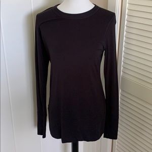 Lululemon Top Size M In Black 🌈🧿❤️🧿🌈